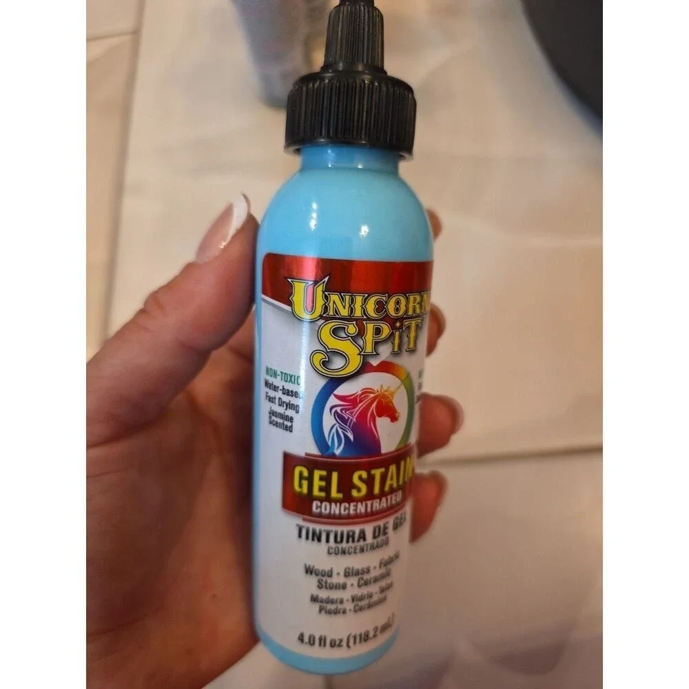 Does not apply gel stain